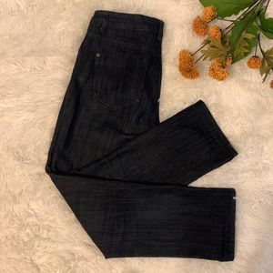 3/$15🍃🌸 DKNY Jeans Size 6